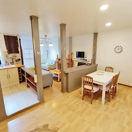 Les Estives, T2 Bis, Centre Luchon, 6 Personnes * Bagneres-de-Luchon