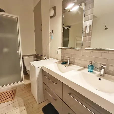 Les Estives, T2 Bis, Centre Luchon, Wifi, 6 Personnes Apartment