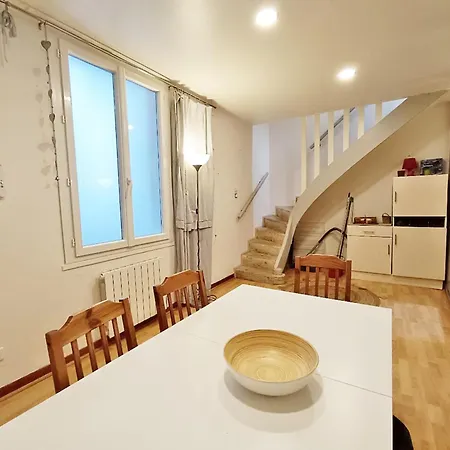 Les Estives, T2 Bis, Centre Luchon, Wifi, 6 Personnes * Bagneres-de-Luchon