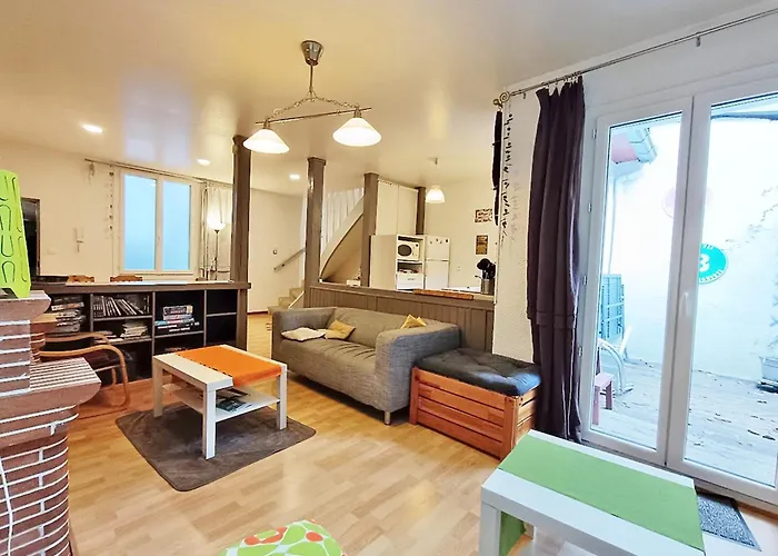 Les Estives, T2 Bis, Centre Luchon, Wifi, 6 Personnes * Bagnères-de-Luchon