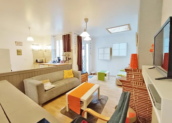 Les Estives, T2 Bis, Centre Luchon, Wifi, 6 Personnes