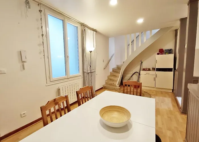 Les Estives, T2 Bis, Centre Luchon, Wifi, 6 Personnes * Bagnères-de-Luchon